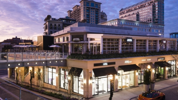 Best Restaurants for a Business Lunch in Buckhead